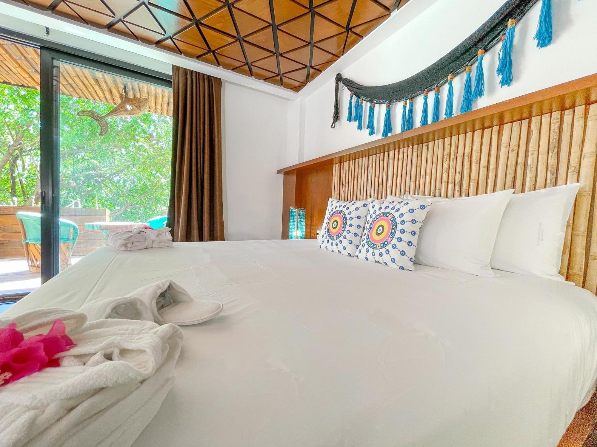 Akuazul Resorts Adults Only Cancún Exteriör bild